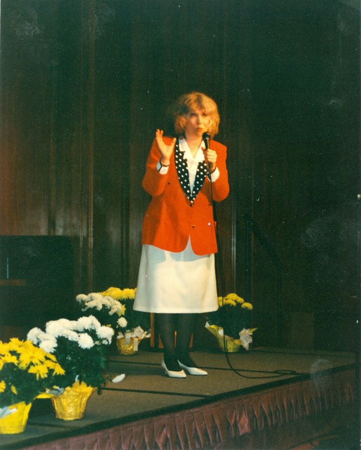 Karen Kelly Giving Speech